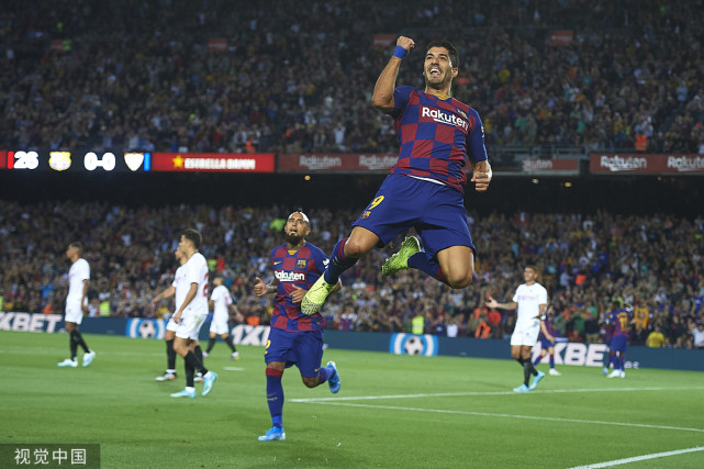 中国游客增 中国游客增