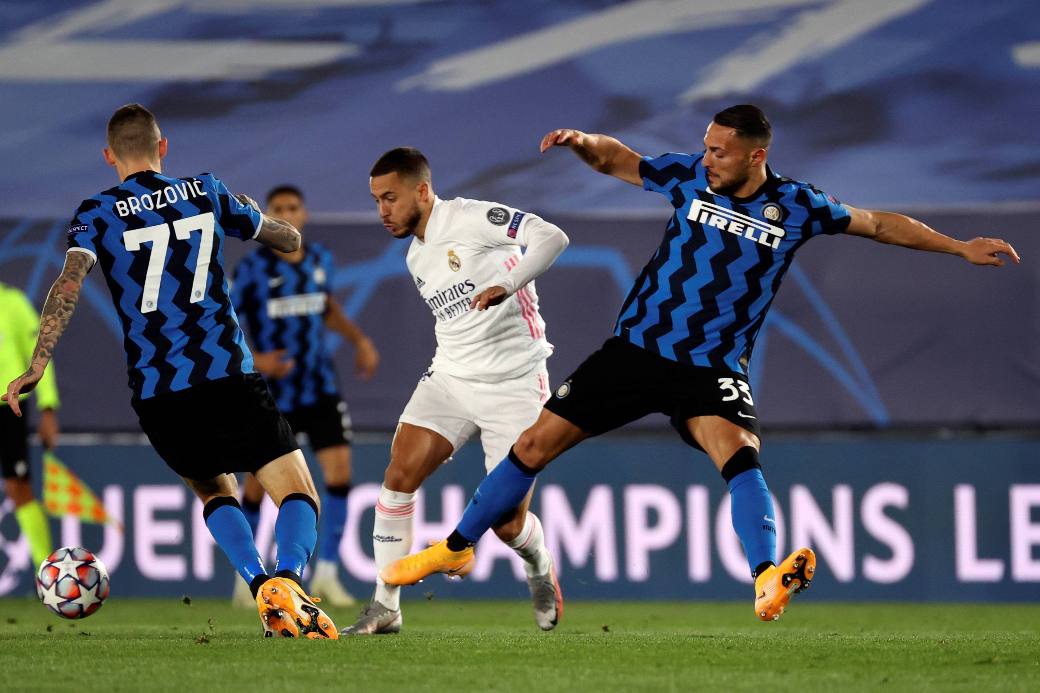 他伸出橄榄 他伸出橄榄