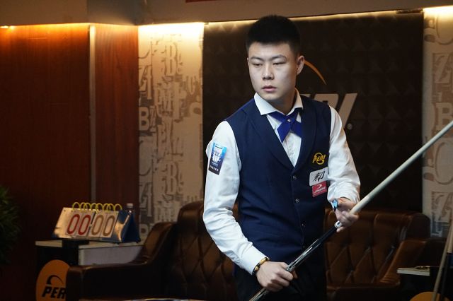 金牌背后 金牌背后