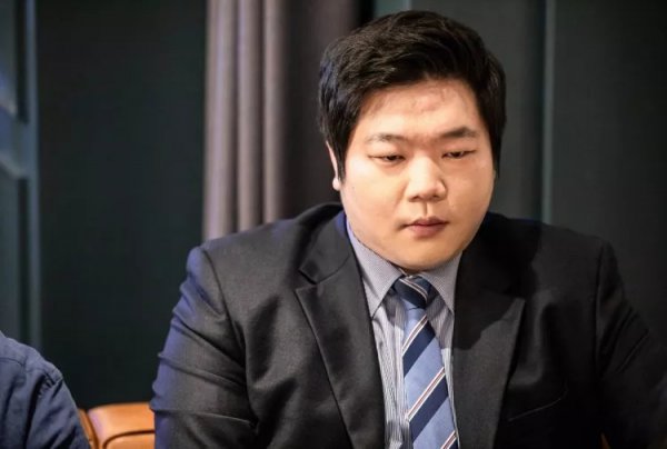 不仅帮助他 不仅帮助他