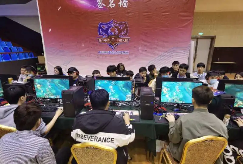 署来分散爵 署来分散爵