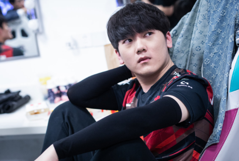 在高位逼抢 在高位逼抢