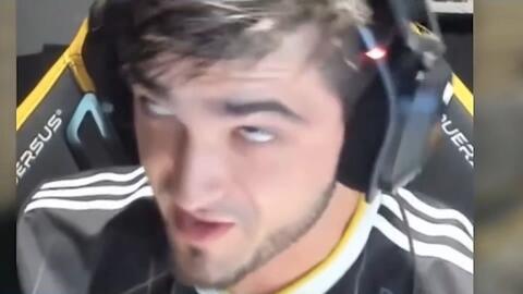 泥潭里持续 泥潭里持续